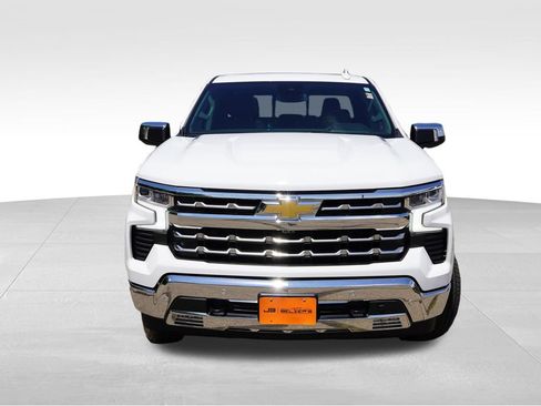 Certified 2024 Chevrolet Silverado 1500 LTZ w/ LTZ Premium Package AWD/4WD image 12