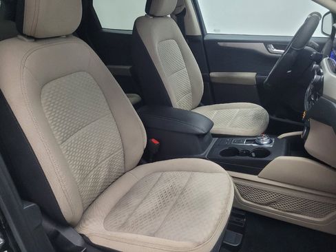 Used 2020 Ford Escape SE FWD image 21