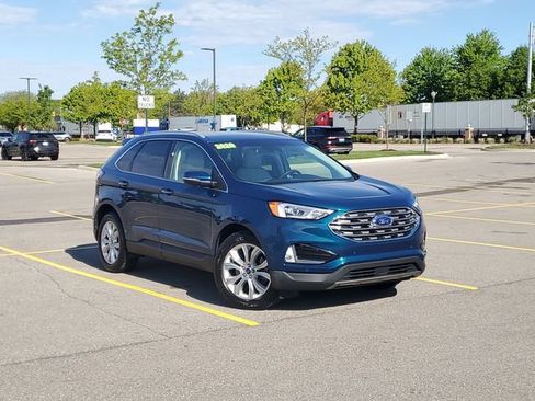 Used 2020 Ford Edge Titanium AWD/4WD image 28