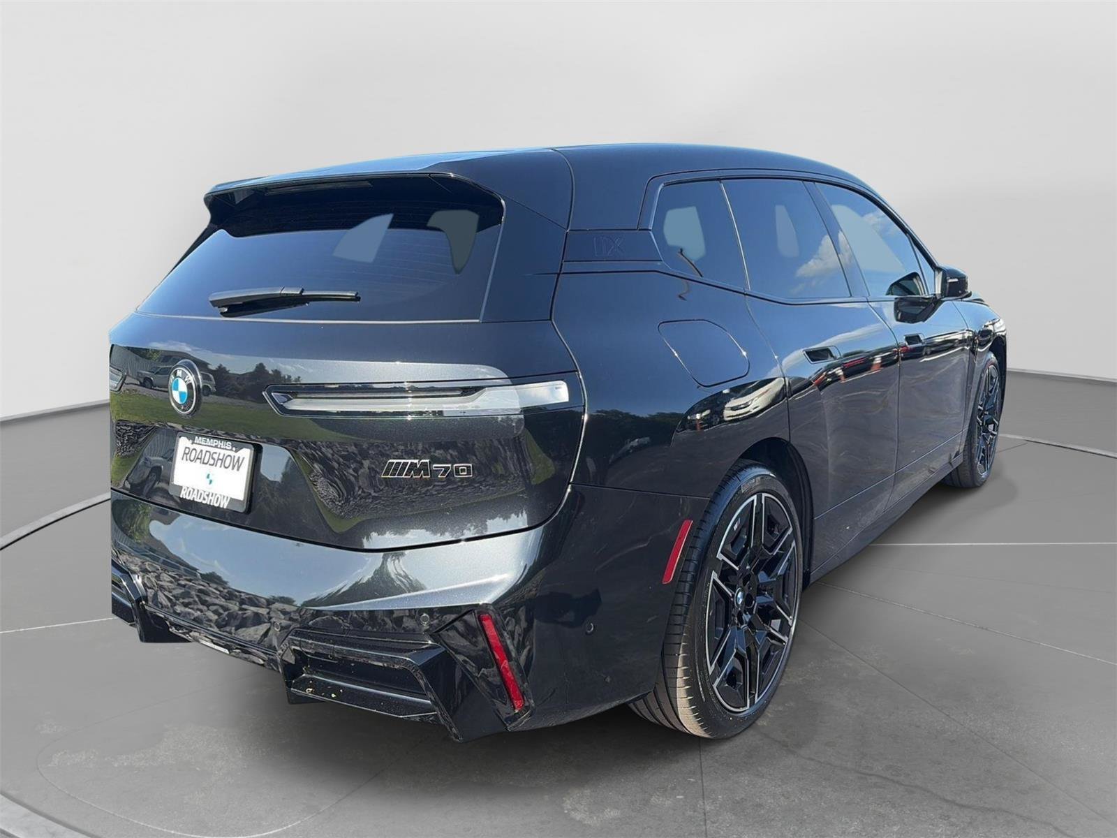 Used 2026 BMW iX M70 AWD/4WD image 5
