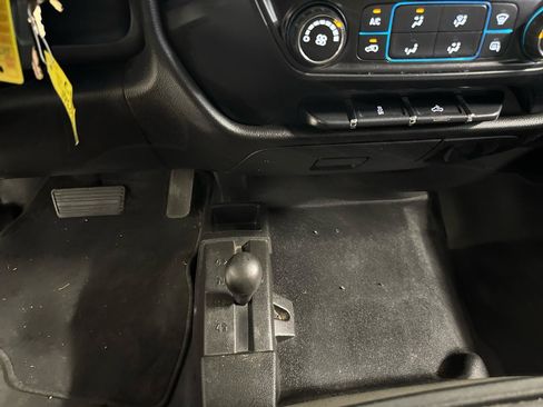 Used 2015 Chevrolet Silverado 3500 W/T w/ WT Convenience Package AWD/4WD image 23