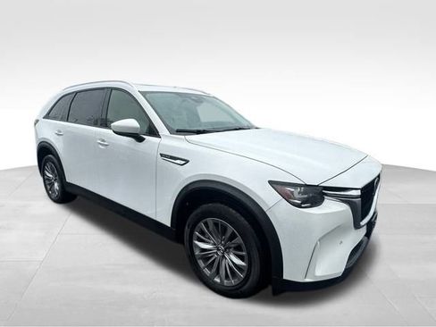 Certified 2025 MAZDA CX-90 3.3 Turbo w/ Preferred Package image 10