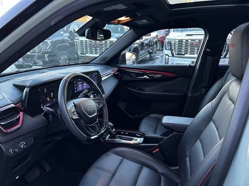 Used 2024 Chevrolet TrailBlazer RS w/ Convenience Package image 16