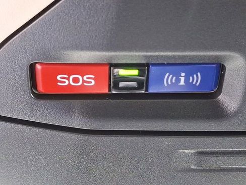 Used 2025 Subaru Outback Premium w/ Popular Package #1 image 24