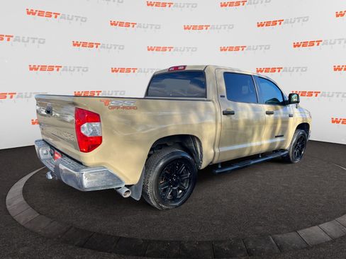 Used 2019 Toyota Tundra SR5 w/ SR5 Upgrade Package image 5