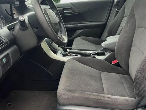 Used 2013 Honda Accord EX image 9