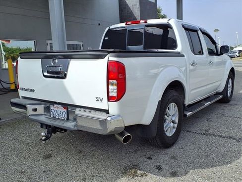 Certified 2018 Nissan Frontier SV image 22