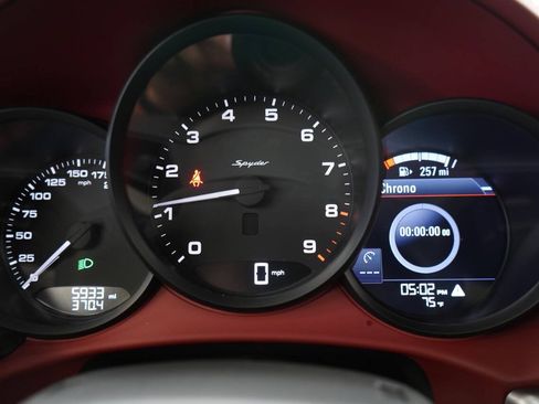 Used 2020 Porsche 718 Boxster Spyder RWD image 83
