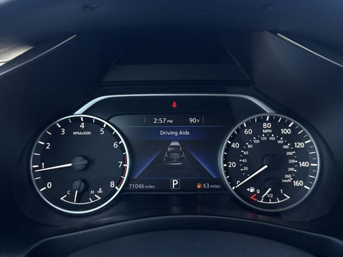 Used 2019 Nissan Murano FWD image 11
