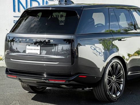 Used 2026 Land Rover Range Rover SE AWD/4WD image 7