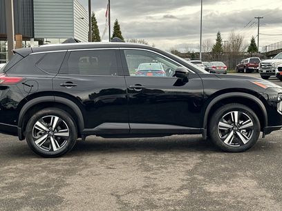 Used 2025 Nissan Rogue SL w/ SL Premium Package
