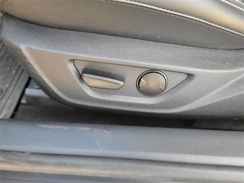 Used 2024 Ford Mustang GT Premium image 15