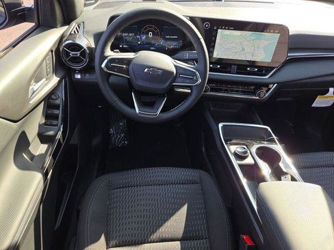 New 2026 Chevrolet Equinox LT w/ Midnight Edition FWD image 19