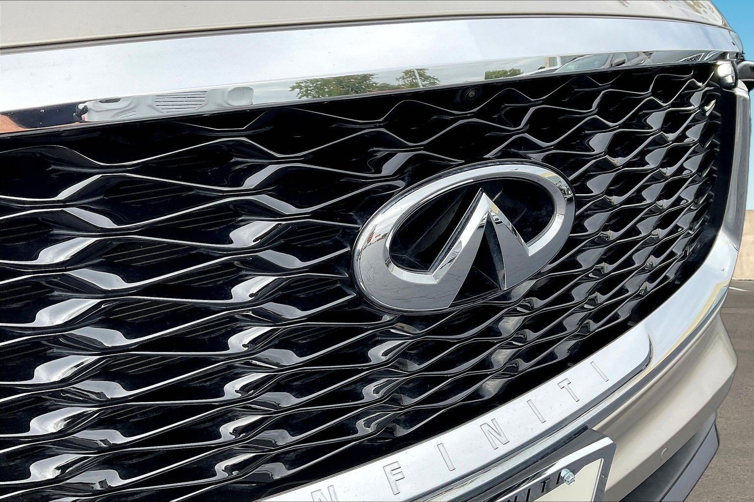 Certified 2023 INFINITI QX60 Luxe w/ Cargo Package AWD/4WD image 32