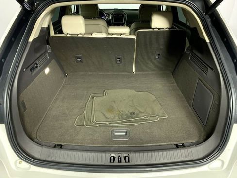 Used 2020 Lincoln Nautilus Premier w/ Equipment Group 101A image 30