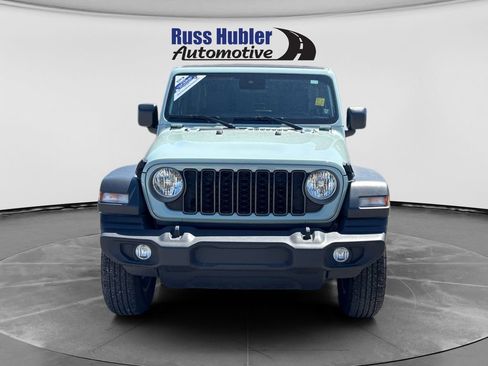 Used 2024 Jeep Wrangler Unlimited Sport AWD/4WD image 10