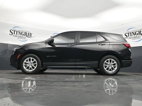Used 2023 Chevrolet Equinox LS FWD image 29