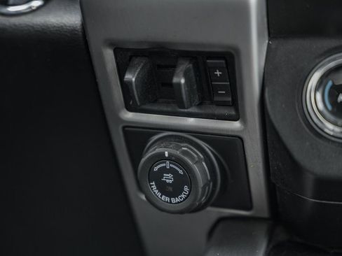 Used 2021 Ford F250 Platinum w/ Tremor Off-Road Package image 29