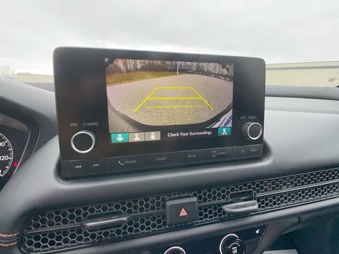 Used 2023 Honda HR-V Sport image 17