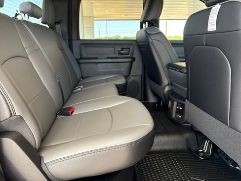 New 2026 RAM 2500 Tradesman AWD/4WD image 15