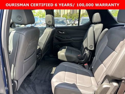 Certified 2023 Chevrolet Traverse LT w/ LT Premium Package AWD/4WD image 18