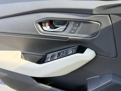 Certified 2025 Honda Accord Touring image 27