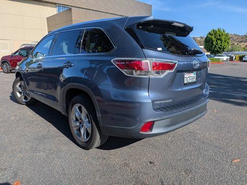 Used 2016 Toyota Highlander Limited FWD image 6