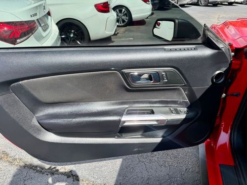 Used 2016 Ford Mustang GT image 13