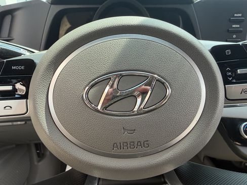 Certified 2022 Hyundai Elantra SEL FWD image 29