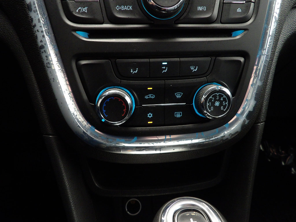 Used 2016 Buick Encore AWD image 32