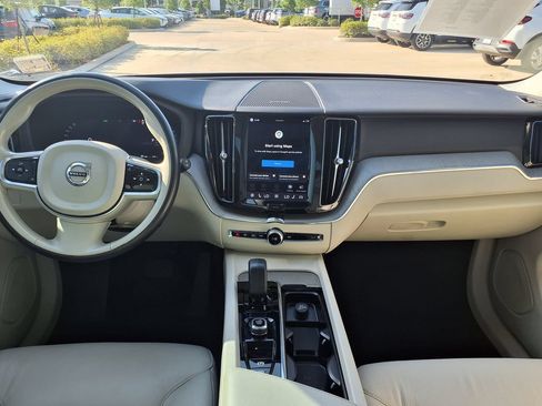 Certified 2024 Volvo XC60 B5 Plus w/ Protection Package Premier AWD/4WD image 25