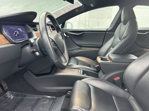 Used 2020 Tesla Model S Long Range Plus image 10