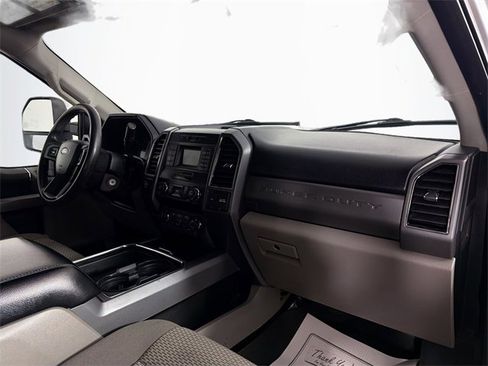 Used 2019 Ford F250 XLT image 28