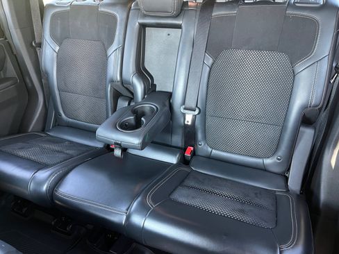 Used 2024 Ford Bronco Raptor w/ Interior Carbon Fiber Pack 6 AWD/4WD image 8