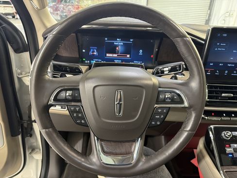 Used 2022 Lincoln Navigator L Reserve image 15