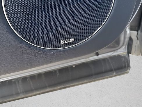 Used 2024 Genesis GV70 2.5T w/ Sport Prestige Package image 13