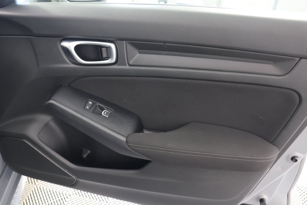 Used 2025 Honda Civic Sport image 28