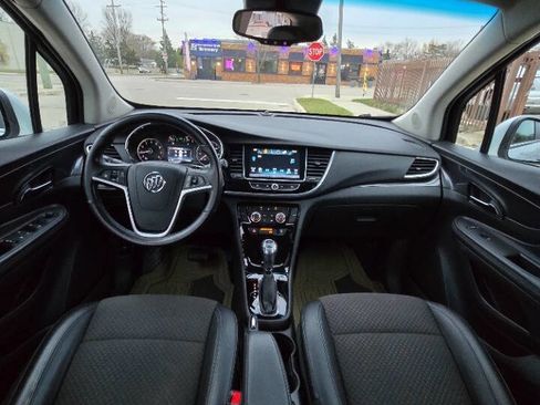 Used 2019 Buick Encore Sport Touring image 36