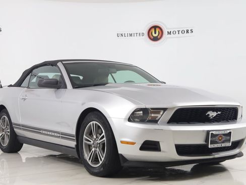 Used 2011 Ford Mustang Premium w/ 201A Rapid Spec Order Code RWD image 51