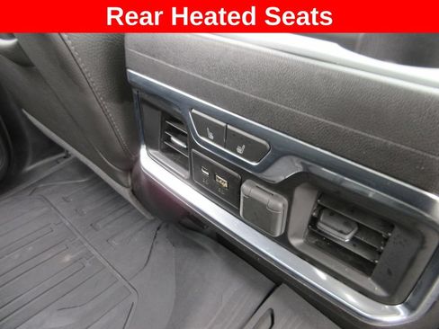 Used 2019 GMC Sierra 1500 Denali w/ Denali Ultimate Package AWD/4WD image 29