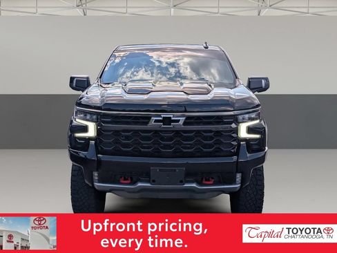 Used 2024 Chevrolet Silverado 1500 ZR2 w/ Technology Package AWD/4WD image 3