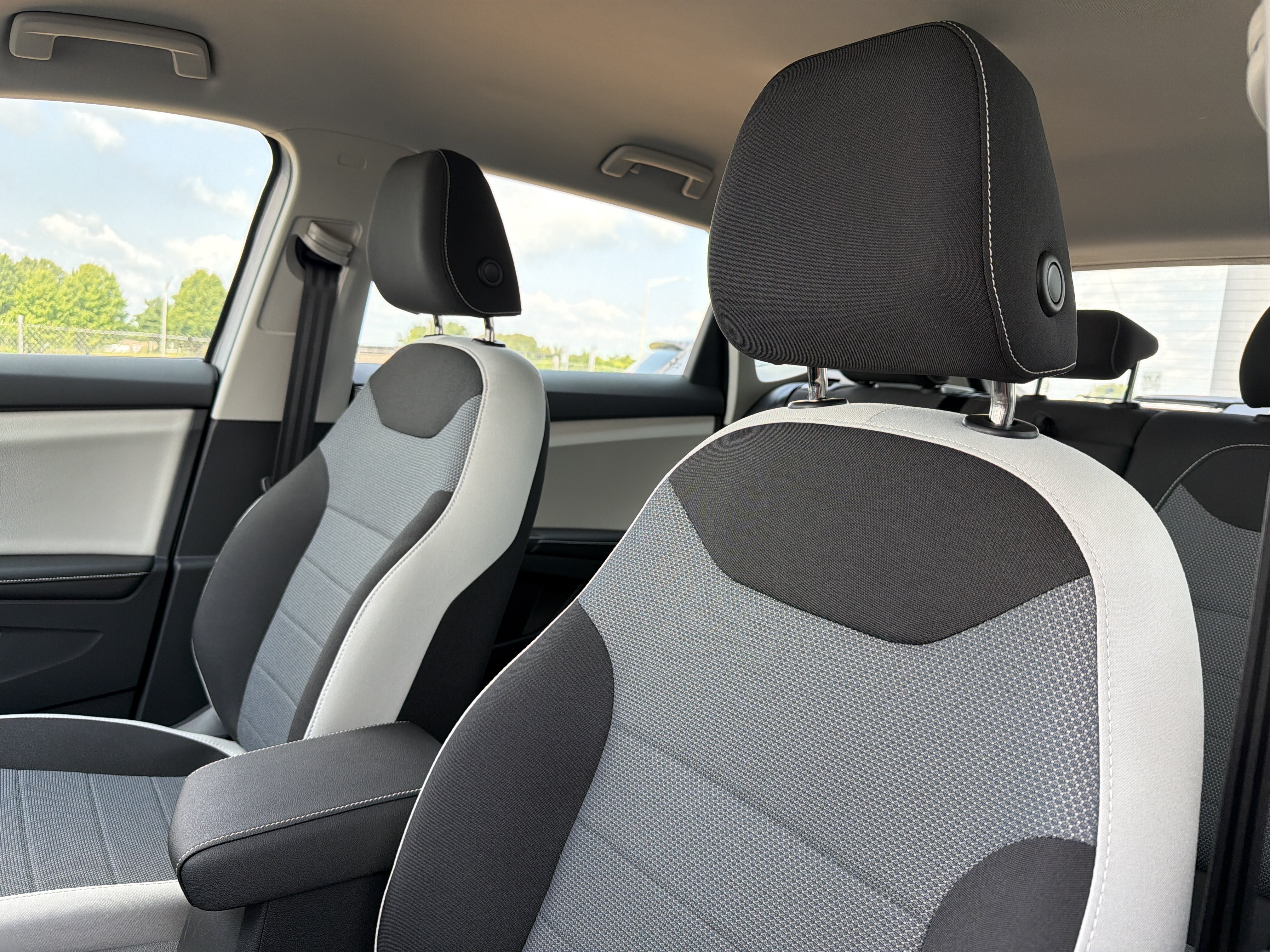 New 2025 Volkswagen Taos S AWD/4WD image 21