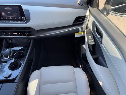 New 2026 Nissan Rogue SV image 17