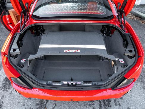 Used 2014 Ferrari California image 26