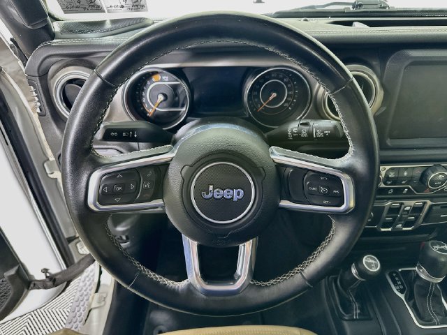 Used 2020 Jeep Wrangler Unlimited Sahara AWD/4WD image 14