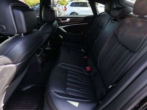 Used 2021 Audi A7 e Prestige w/ Prestige Package image 45