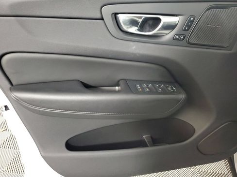 Used 2023 Volvo XC60 B5 Plus w/ Protection Package Premier FWD image 21