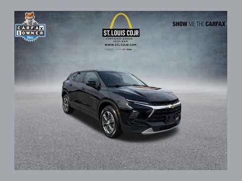 Used 2025 Chevrolet Blazer LT image 1