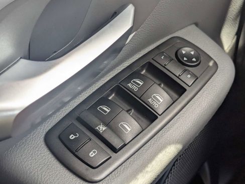 Used 2021 RAM 1500 Big Horn AWD/4WD image 27
