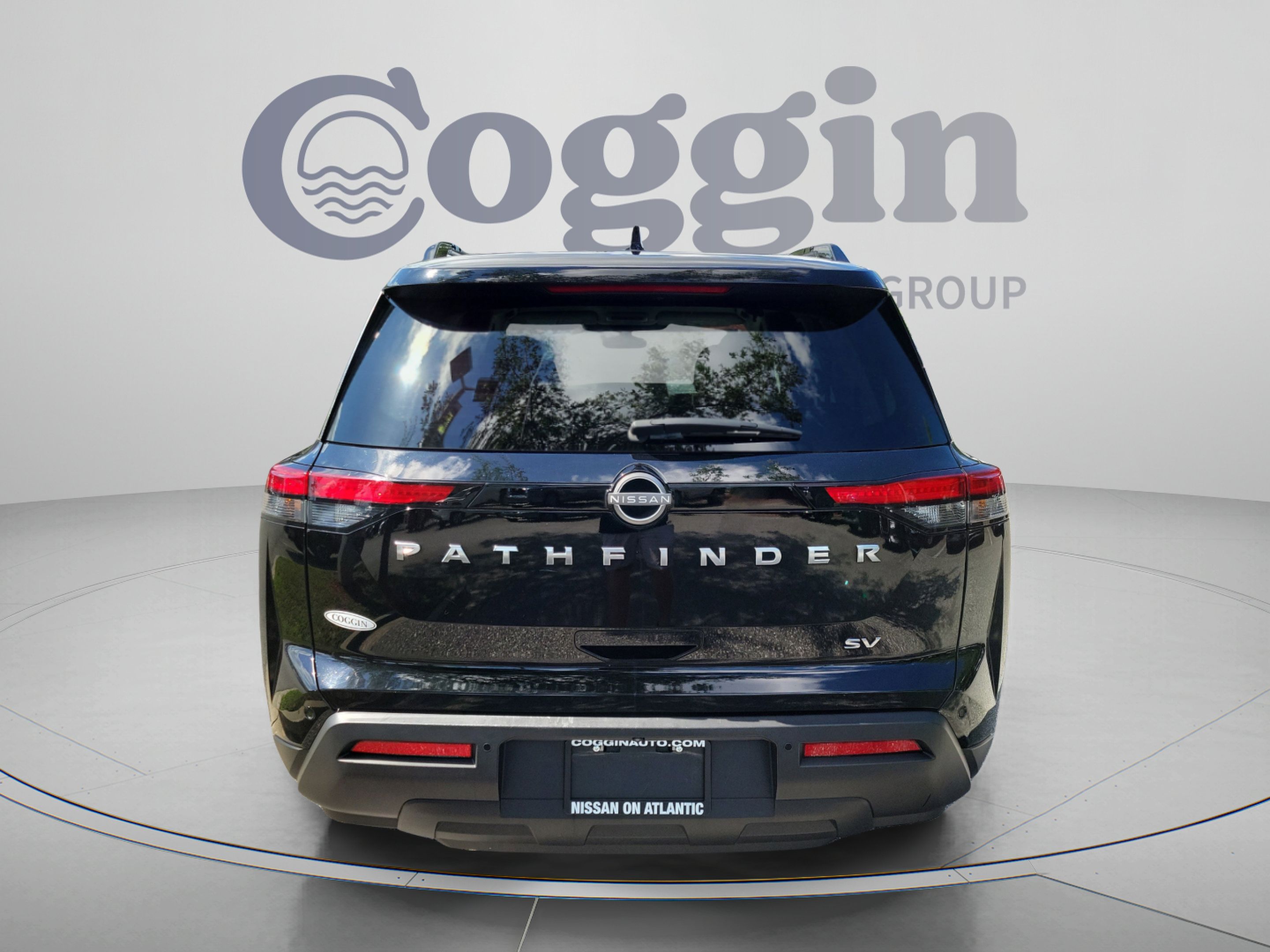 Certified 2024 Nissan Pathfinder SV FWD image 3